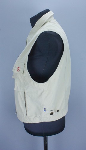 Vintage Fjallraven Womens Vest Beige Gilet Size M Outdoor Hiking Nylon Blend - Picture 6 of 15