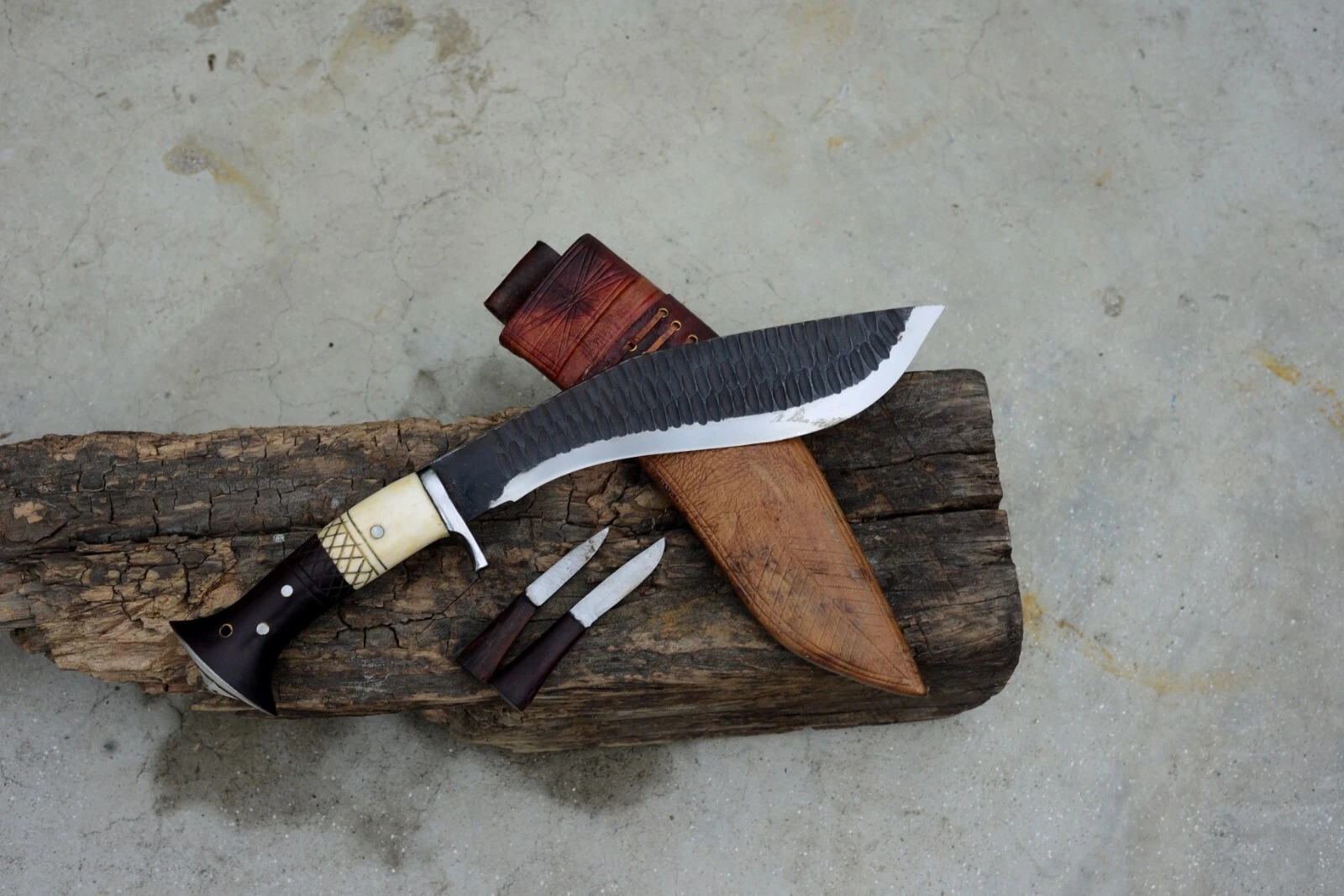 10 inches Handmade Gurkha Khukuri- Nepal Kukri- Bowie Knives- Full Tang- Katle