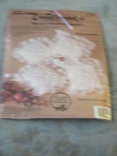 Paragon Needlecraft Candlewick-Plus Kit No 8365 Set of 4 Scented Sachets