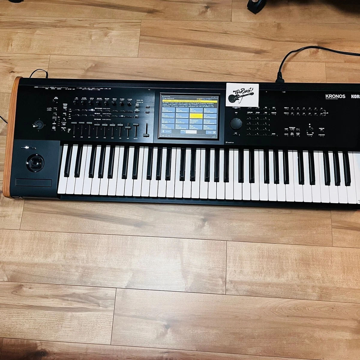 Korg kronos 2 61 used outlet