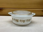 Vtg Pyrex Sandalwood White & Tan Ivy Casserole Dish 472 w Clear Lid 470-C