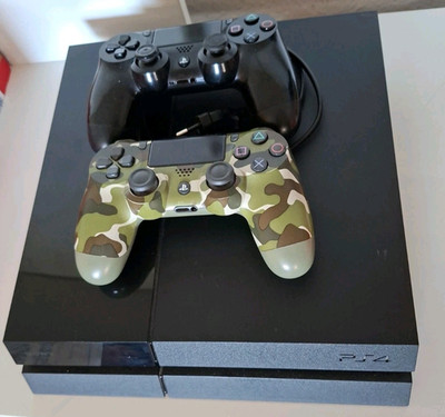 Sony PlayStation 4 Slim 500GB Spielkonsole - Schwarz (CUH-2016A)