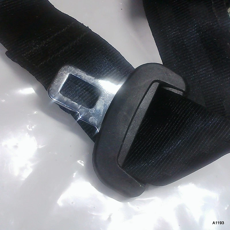 PARA REPUESTOS SOPLADO 2022-2024 Volkswagen Golf R GTI cinturón de seguridad exterior trasero OEM Foto 3 de 4