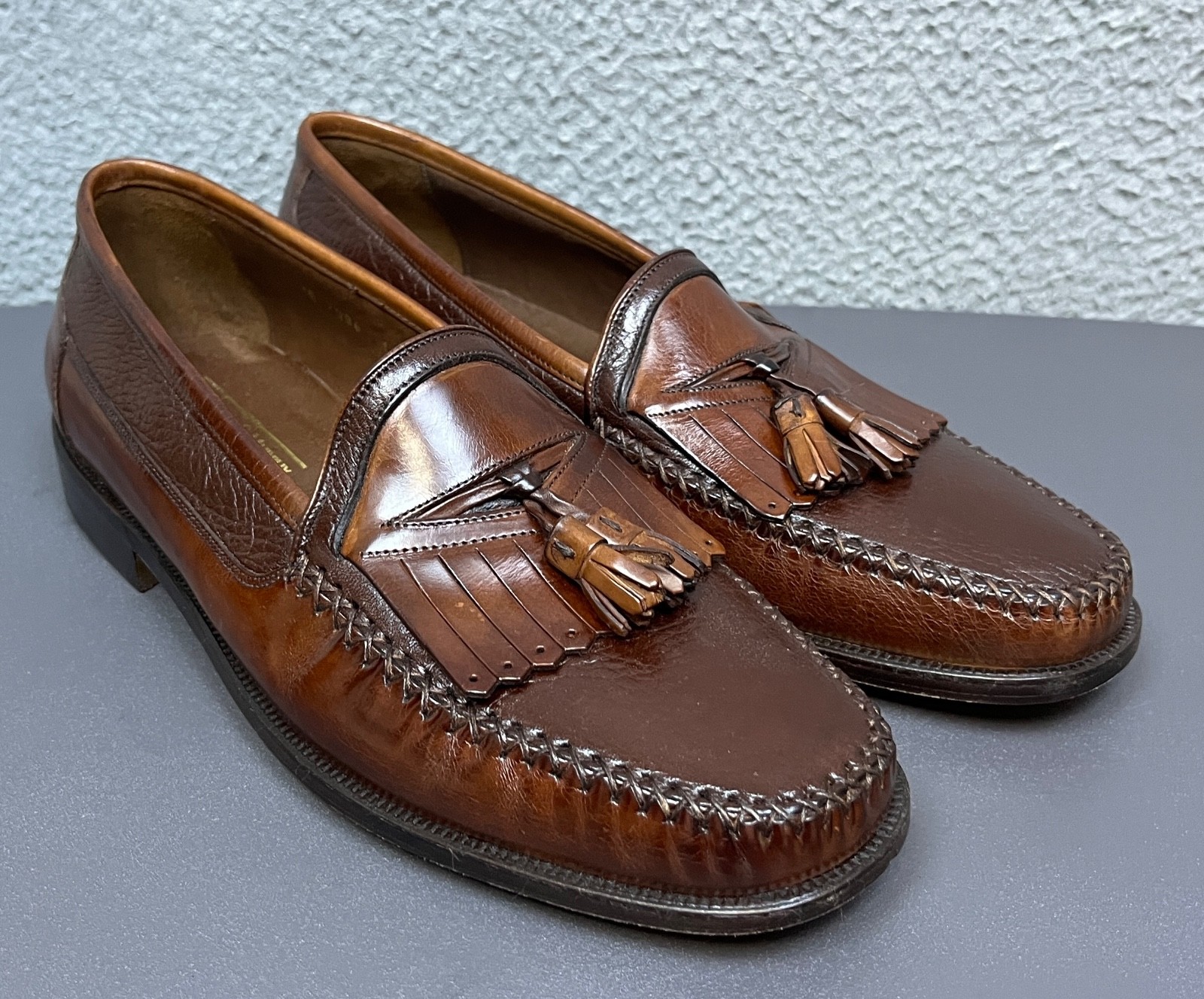 JOHNSTON & MURPHY Shoes Men 10 M Brown Leather Tasseled Dress Loafers Made Italy