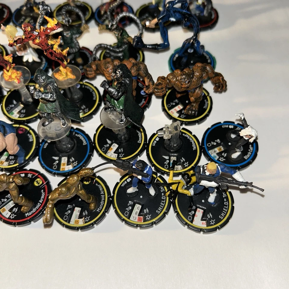 Vintage 2002 Heroclix Huge Figure Lot Clobberin Time, Critical Mass, Indy Sets - Image 2 of 4
