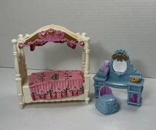 Fisher Price Loving Family KIDS BEDROOM 2009 canopy bed Blue vanity chair