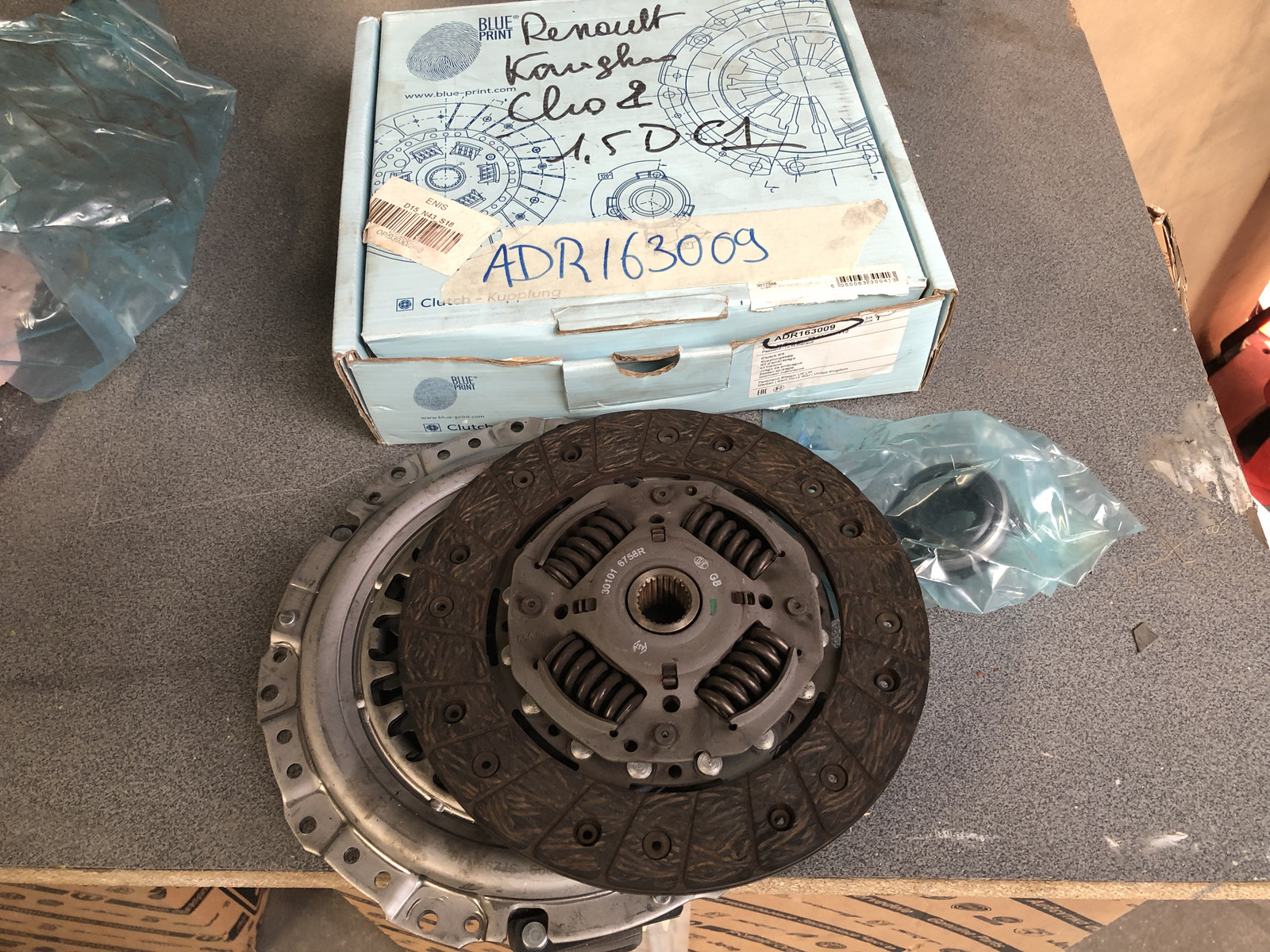 Kit embrayage ADR163009 pour Alfa Romeo et Fiat - Transmission d'origine