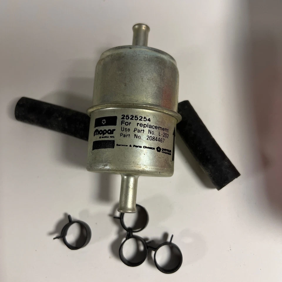 Filtro de combustible Mopar 2084467 25254 NOS Dodge Plymouth CUDA Chrysler con fecha 1-14-85 Foto 2 de 4