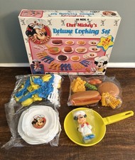 Vintage ARCO Disney Chef Mickey's 44 Piece DELUXE COOKING PLAYSET