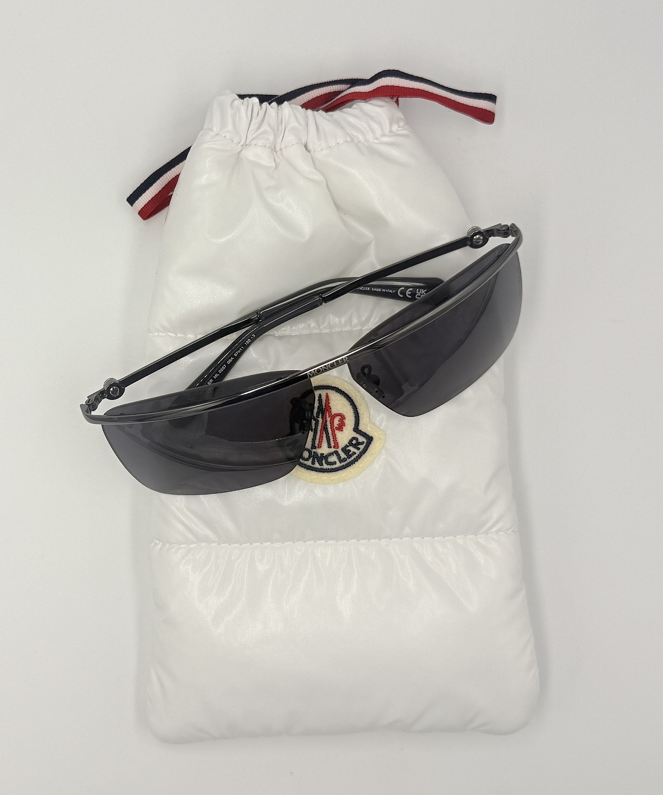 Authentic MONCLER NIVELER MC0257 08A Gunmetal, Black Smoke Lens Sunglasses thumbnail 7