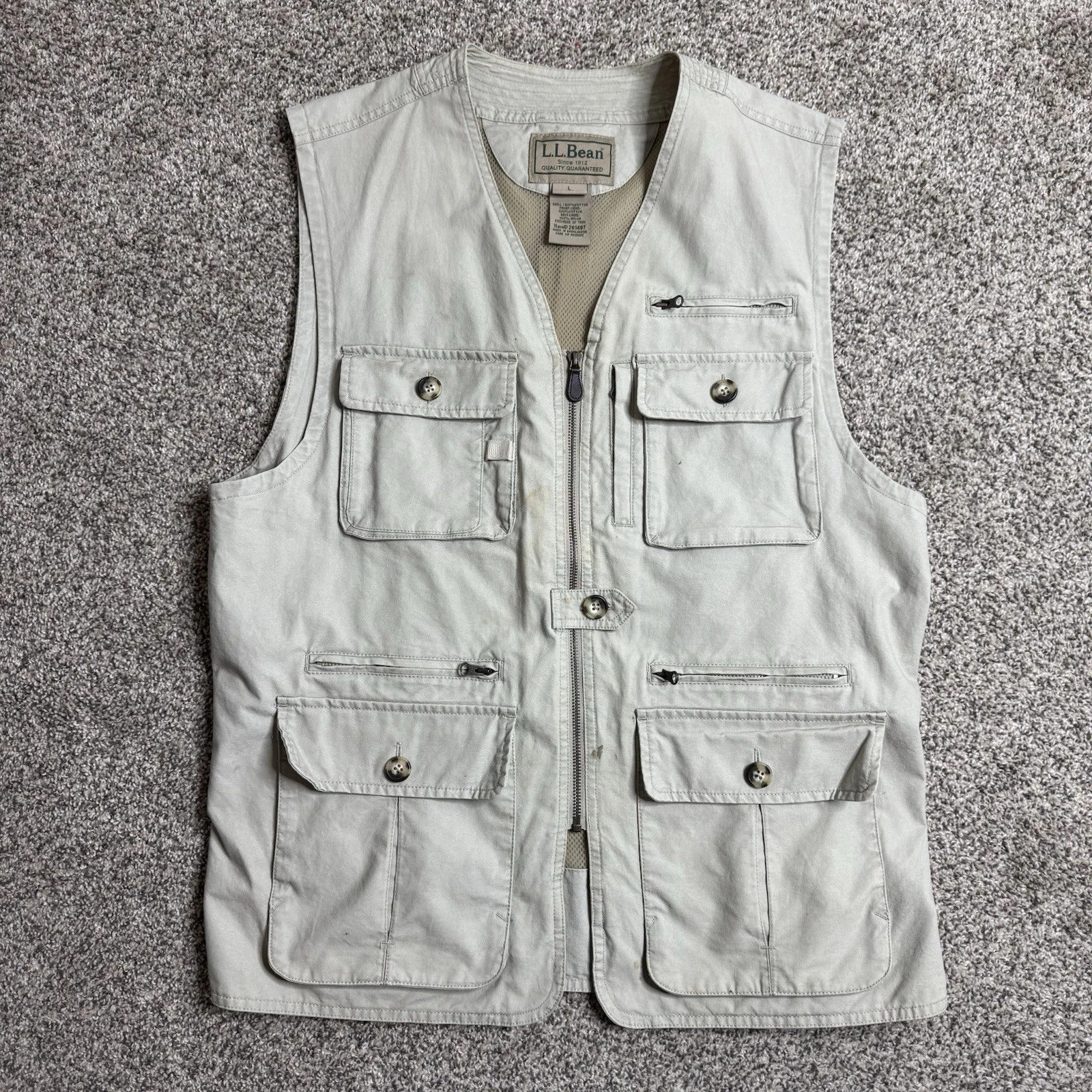LL Bean Vest Men’s L Tan Multi Pocket Utility Outdoors Fishing Hiking 261497