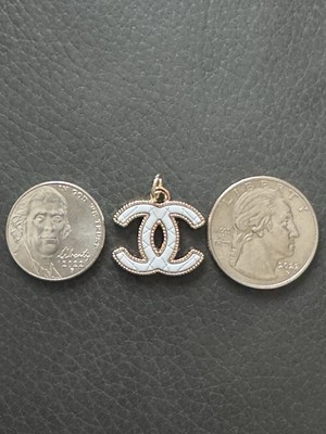 CHANEL ストラップ Chanel Zipper Pull/Charm White/Gold Quilted 19mm | eBay