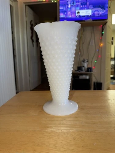 Vintage Anchor Hocking Milk Glass Ruffled Hobnail Trumpet Flower Vase 9.25"