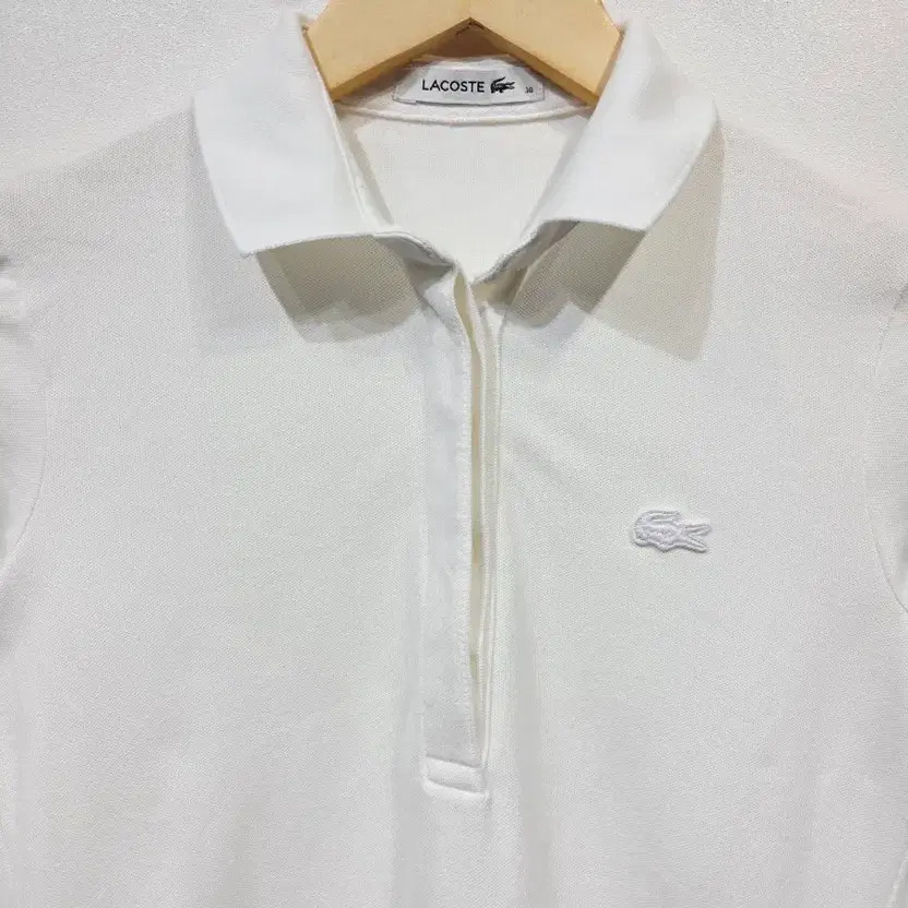 Lacoste Women's Hidden Button Stretch Polo Shirt Size 36 thumbnail 8