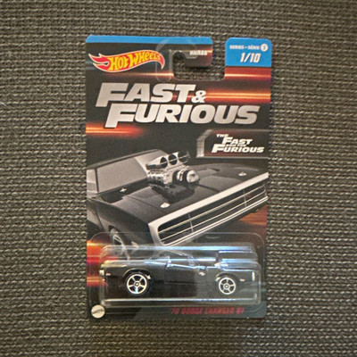 Hot Wheels Fast & Furious  70 Dodge Charger R/T 1:64 Die-Cast HNR88