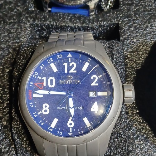 Invicta 16 orologi mega lotto 5 nuovi 10 usati nuovi da parete e custodia nuova 15 slot - Foto 3 di 16