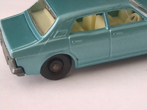 Matchbox Lesney 1968 #53-C, Ford Zodiac MK IV (7) - Picture 14 of 15