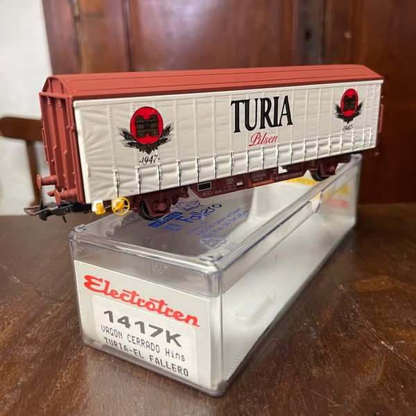 Electrotren escala HO 1417k vagon cerado cerveza Turia pilsen edicion especial