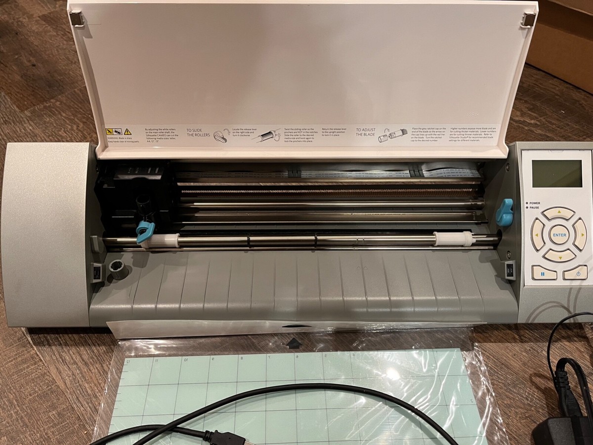 silhouette cameo 1 WITH cutting mat and cords | eBay
