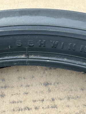 NOS SCHWINN USA BLACKWALL RAISED LETTERS 20 X 2.125 SLIK TIRE KRATE