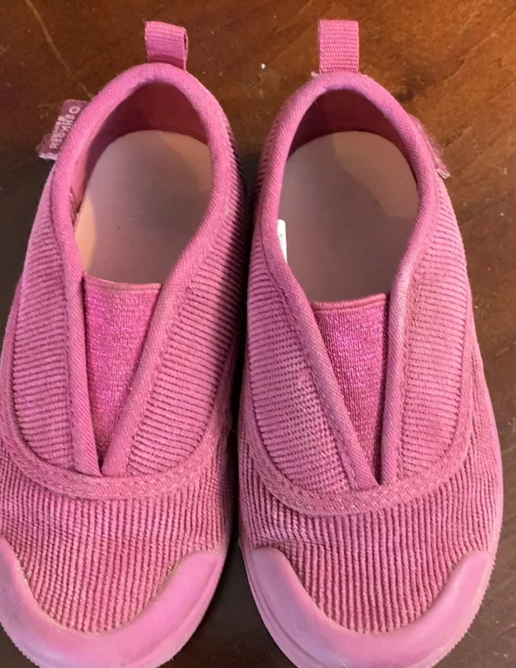 Zapatos Oshkosh B'Gosh Niño Pequeño Talla 7 Niña Borgoña Pana Sin Cordones Flexibles Usados en Excelente Condición Foto 4 de 4