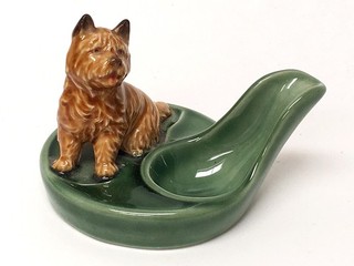 VINTAGE MID CENTURY WADE POTTERY ENGLAND TERRIER DOG PIPE REST OR ASHTRAY