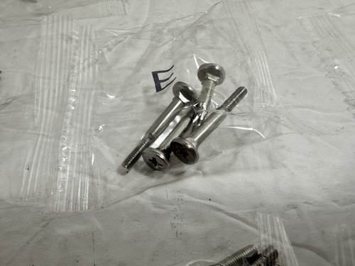 Thermalright Extra Mounting Hardware + Back Plate Big Lot - Picture 19 of 23