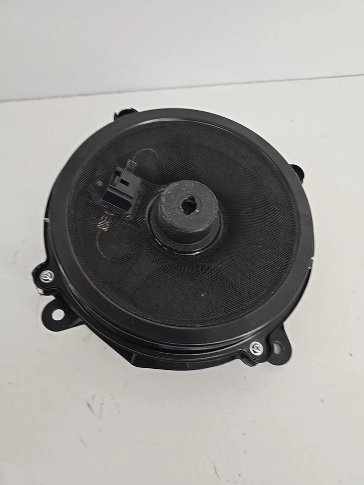 Altavoz puerta delantera izquierda Mazda 3 2014 3423580010 JUT165559 Foto 3 de 4