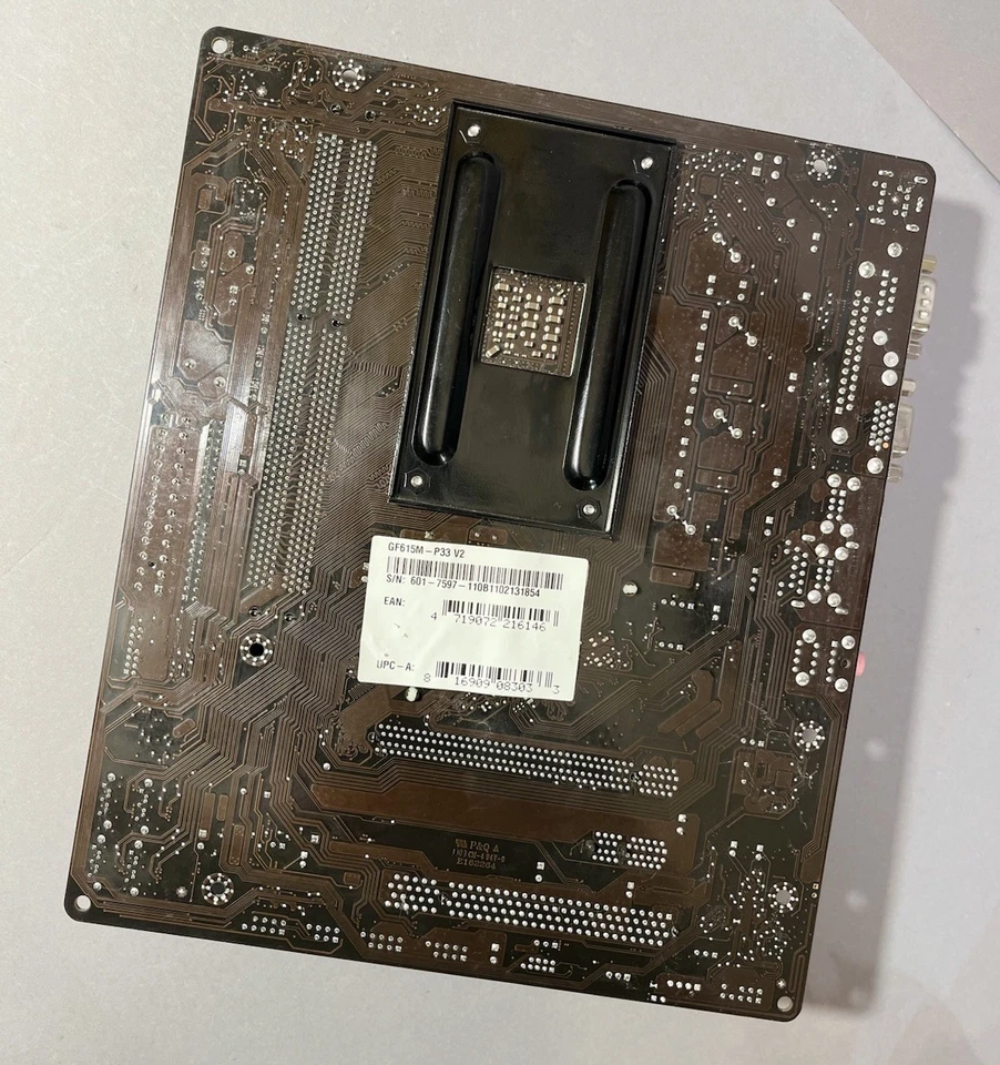 MSI GF615M-P33 V2 + AMD Phenom II X4 840 + 4 GB DDR3 + CPU-Kühler + I/O-Blende - Bild 4 von 4