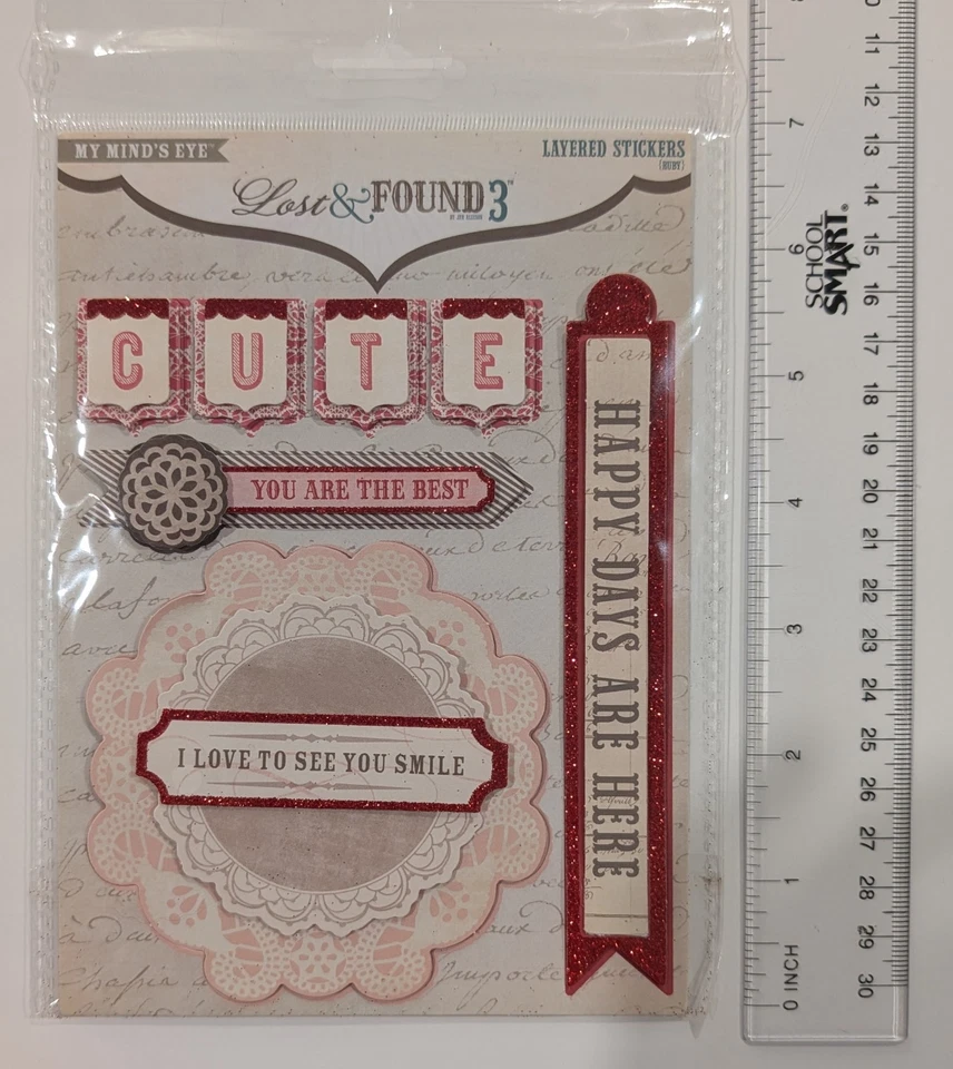 My Mind's Eye Lost & Found 3 pegatinas de álbumes de recortes en capas de rubí lindos días felices Foto 2 de 3