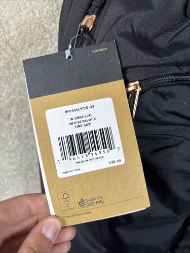 The North Face Surge Luxe Black Rose Gold Backpack 31L Commuter Hike $145 NEW - Picture 3 of 7