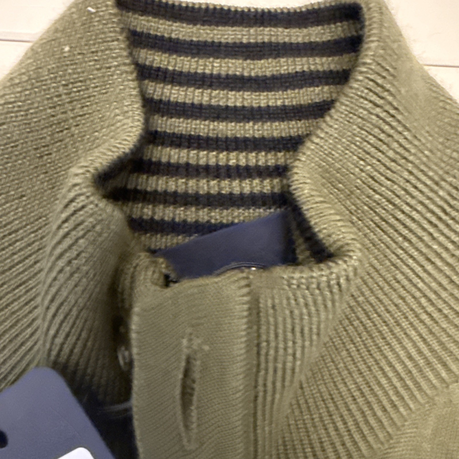 Armani  Wool Blend Cardigan Sweater in Hunter Green Medium 100percent Virgin Wool image 9