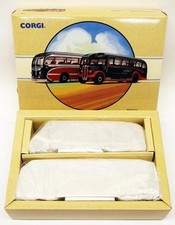 Corgi Modellbusse 97069 im Maßstab 1:50 - Burlingham Seagull & AEC Regal - Whittle's