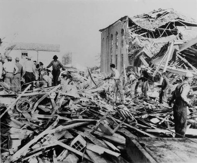 The terrific force of explosion which completely demolished New Lo- Old Photo