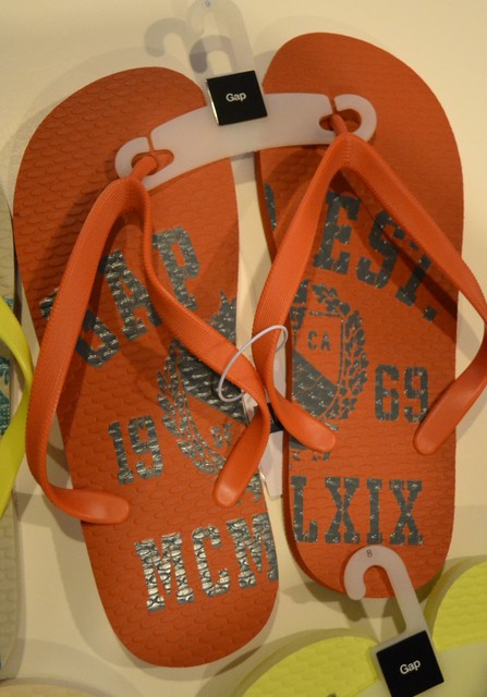 NWT GAP leather flip flops | Leather flip flops, Flip flop brands, Orange leather