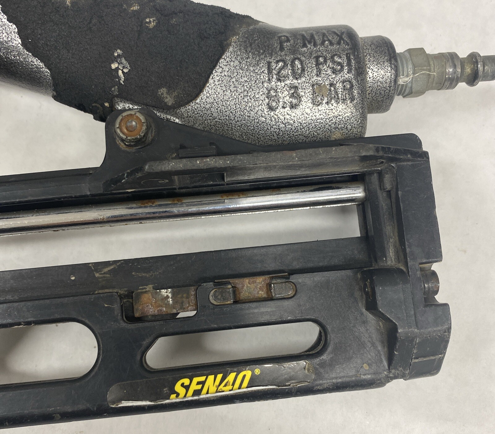 US Made Senco SFN40 Nail Gun Pneumatic 2.5 Inch Finish Nailer eBay
