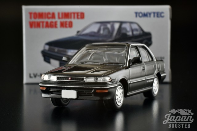 tomica limited vintage toyota corolla