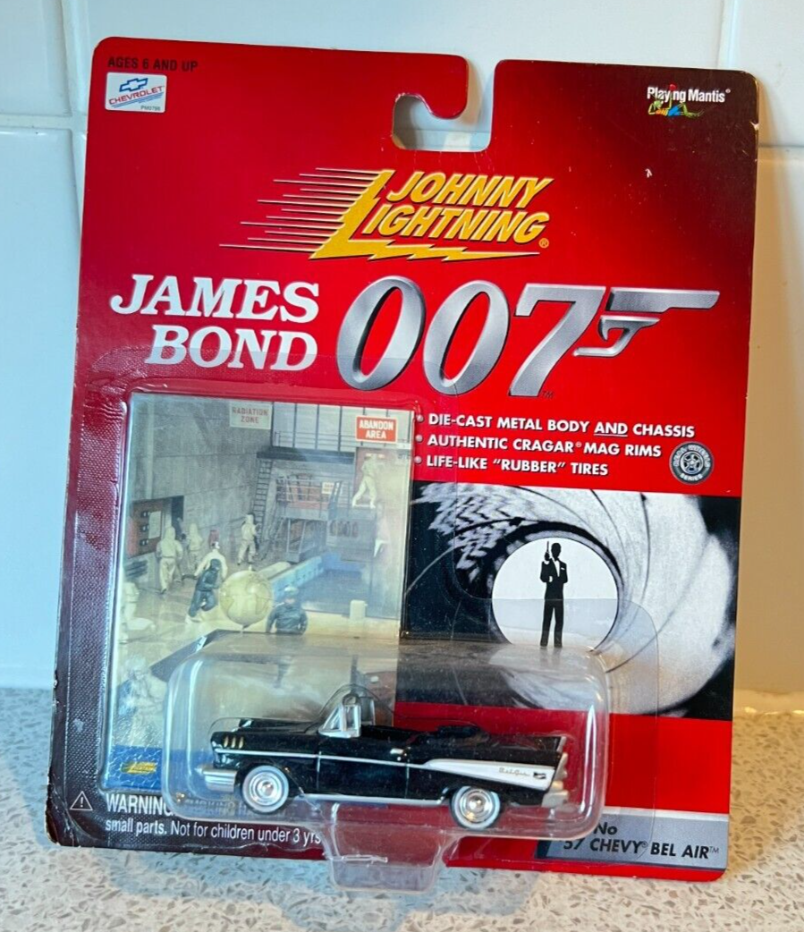 Johnny Lightning 1/64  57 Chevy Bel Air Dr No 261-02 sealed