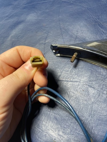 1964 Cadillac RH PS Fender Turn Signal Monitor Light Complete Working Original - Picture 5 of 10
