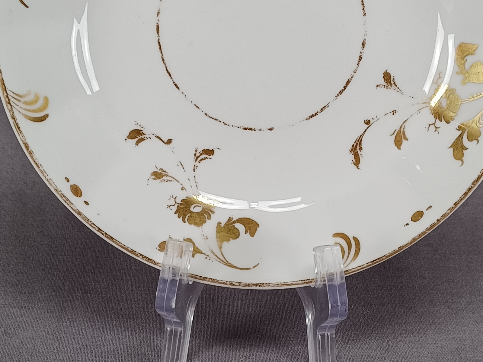 British Pattern Set of 8 British English No 139 Pattern Gold Floral Bone China 6 1/2 ...