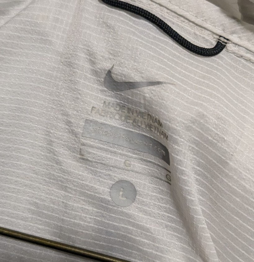 Nike Packable Running Jacket Large Lightweight - image 4