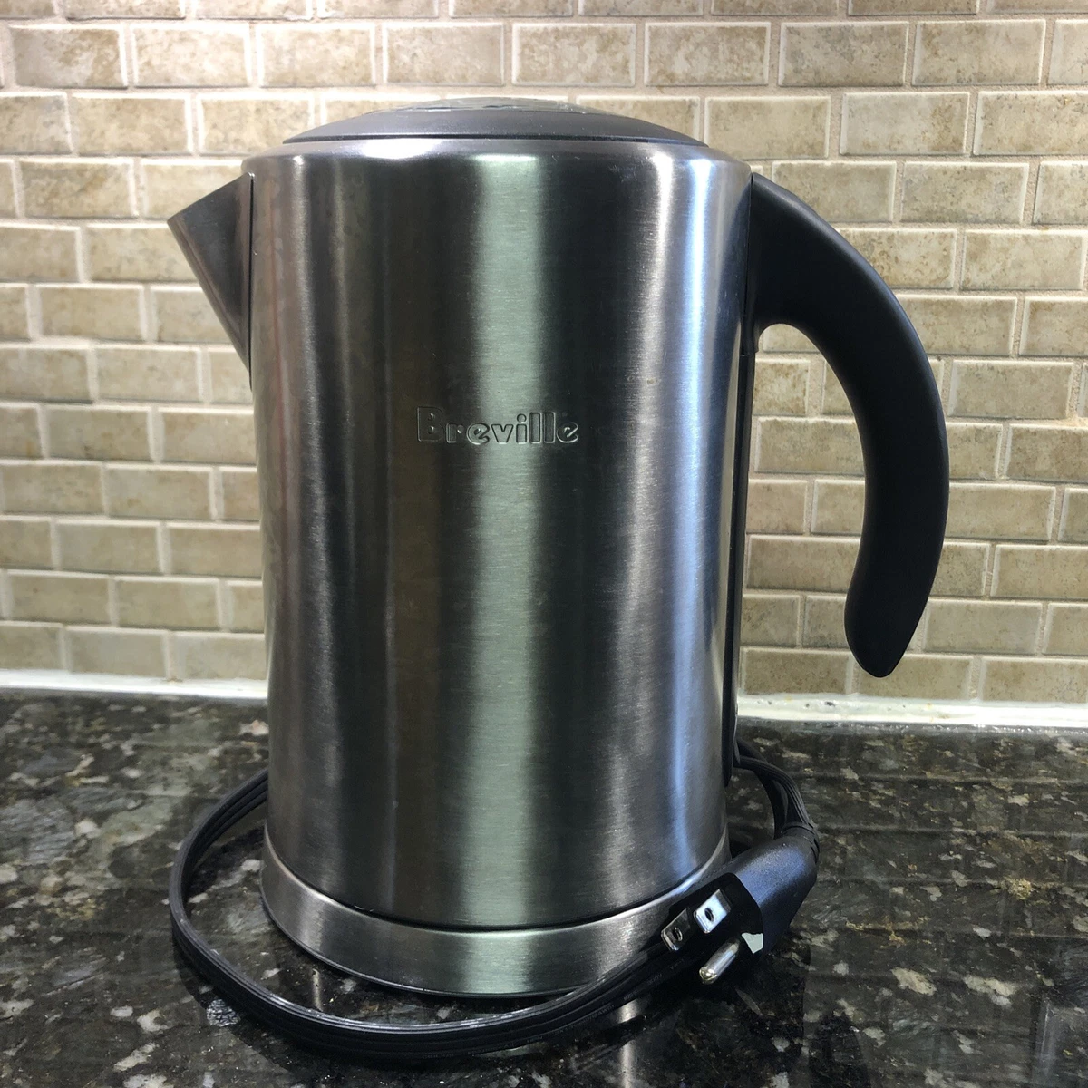 BREVILLE IKON 1.7L CORDLESS ELECTRIC TEA KETTLE SK500XL STAINLESS