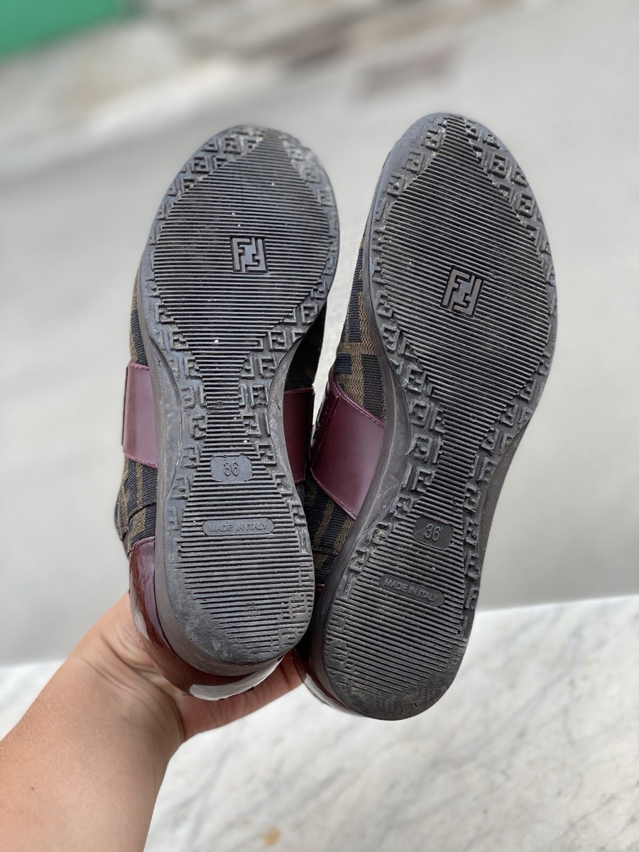 Vintage Women's Fendi Zucca Canvas Monogram Sneakers Size 36 Vintage Women's Fendi Zucca Canvas Monogram Sneakers Size 36