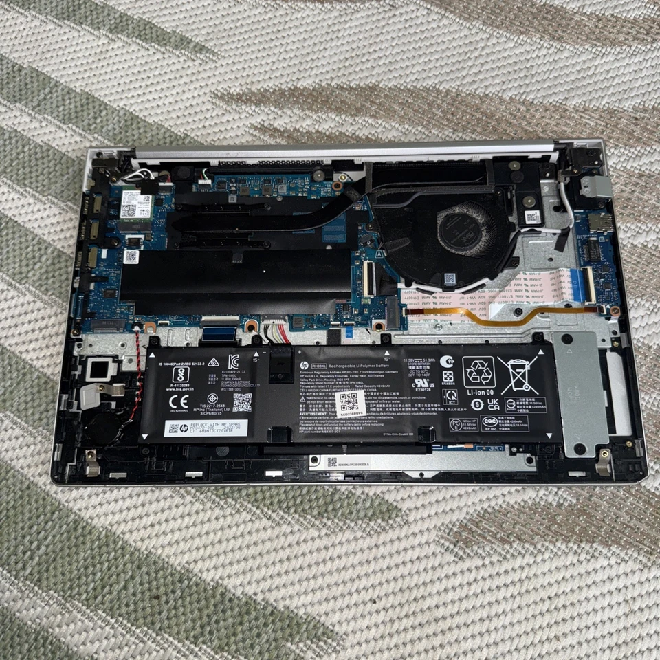 HP ProBook 450 G8 15.6" Laptop i5 No HDD *Case Damage, LCD cracked spares - Image 4 of 4