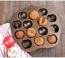 Nordicware Apple Cakelet Cast Aluminum Heavy ...