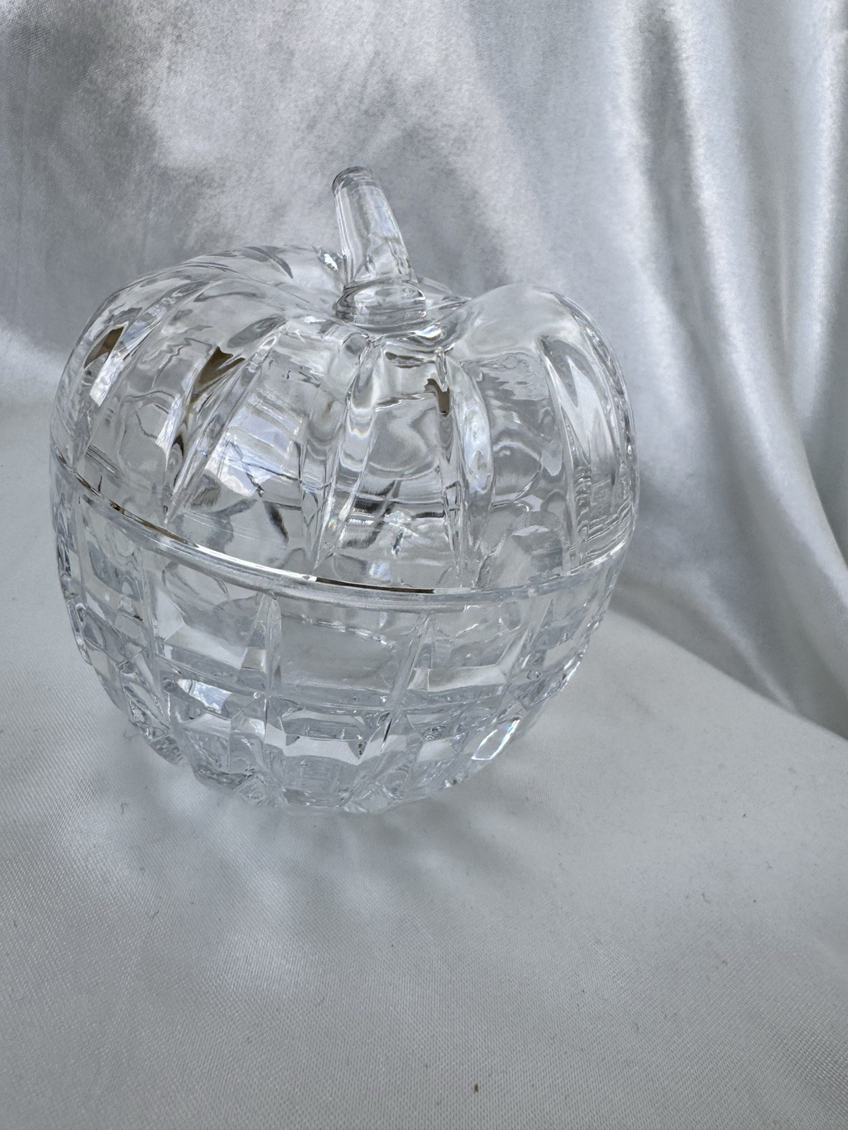 Apple/Pumpkin Honey or Candy Bowl with lid -  Full Lead Crystal -