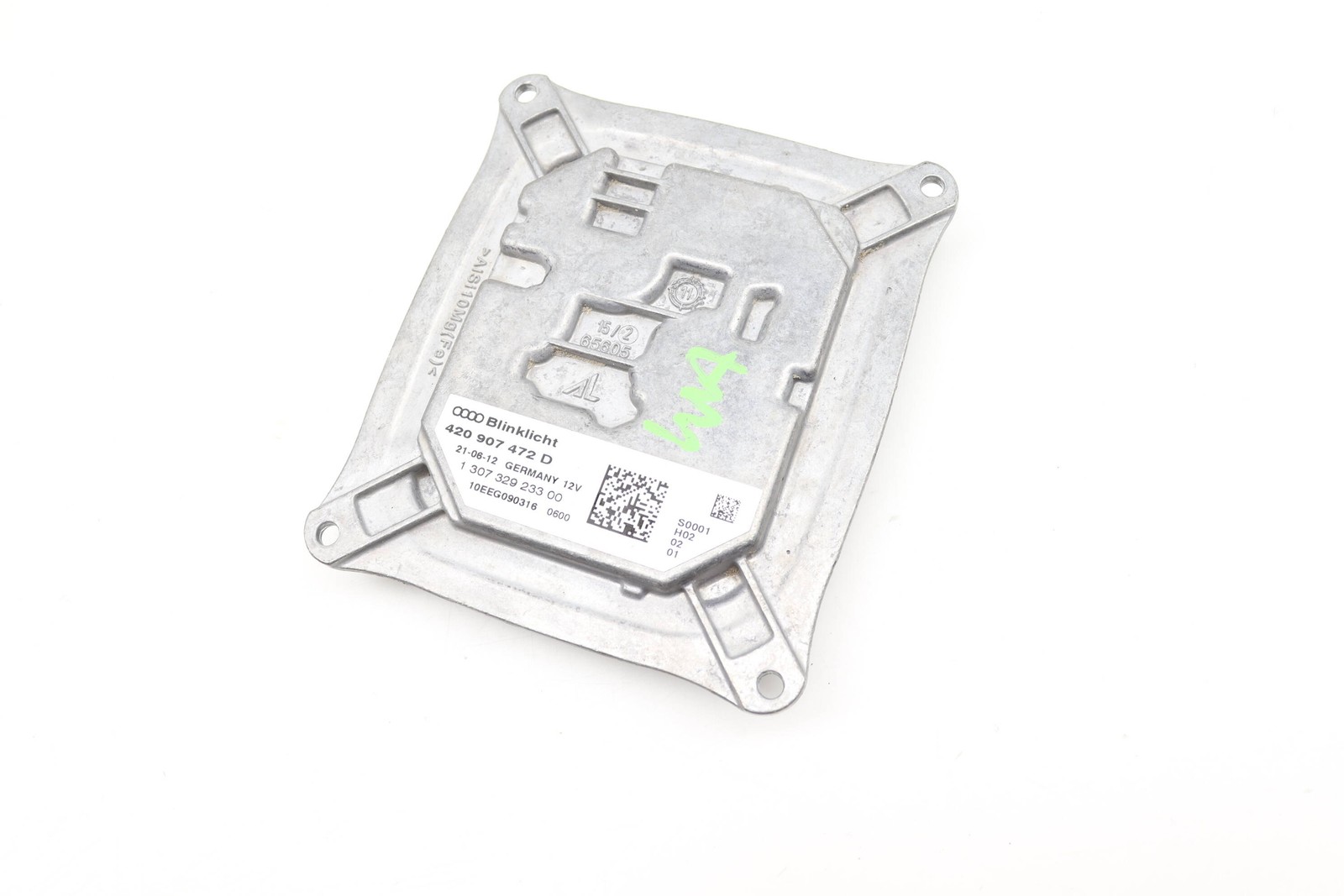 Audi R8 2008-2012 Side repeater light P/N 420907472D