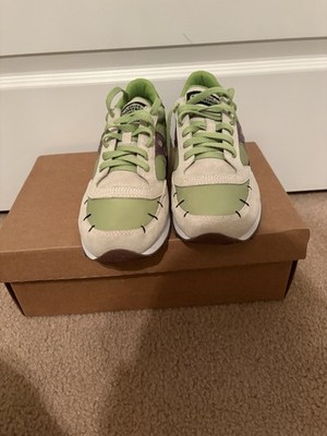 Saucony Super7 Universal Monsters Bride of Frankenstein Sneaker Shoe 9 US