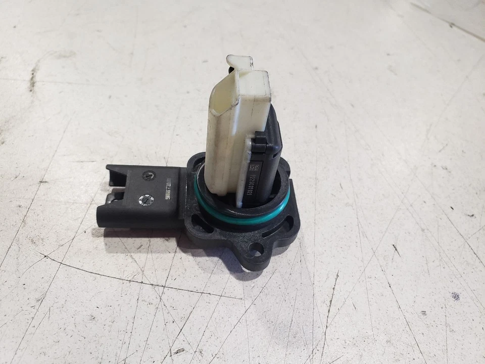 Sensor de flujo de masa de aire - BMW 328i E90 N52 2011 - 07-13 OEM 13627551638 Foto 2 de 4