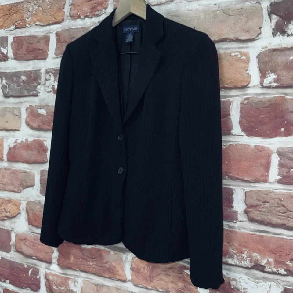 Chaqueta Blazer De Colección Ann Taylor Para Mujer Talla 2 Negra Rayas Trabajo Carrera Abotonada Foto 3 de 4